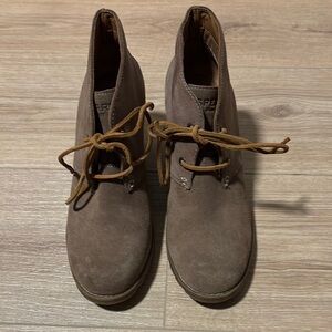 Sperry Top-Sider Women's Size 9M Stella Prow Ankle Bootie Taupe STS96139